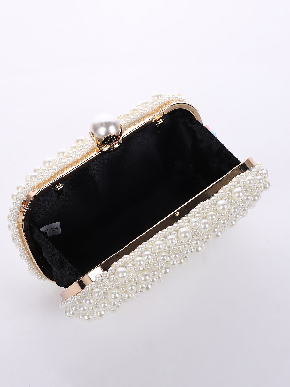 Pearl Frame Clutch — Refined Vintage Detail